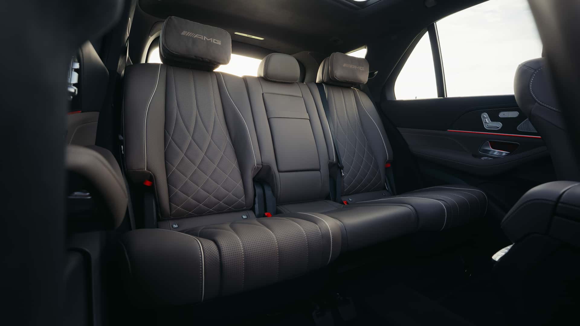 2027-mercedes-amg-gle-53-hybrid (19)