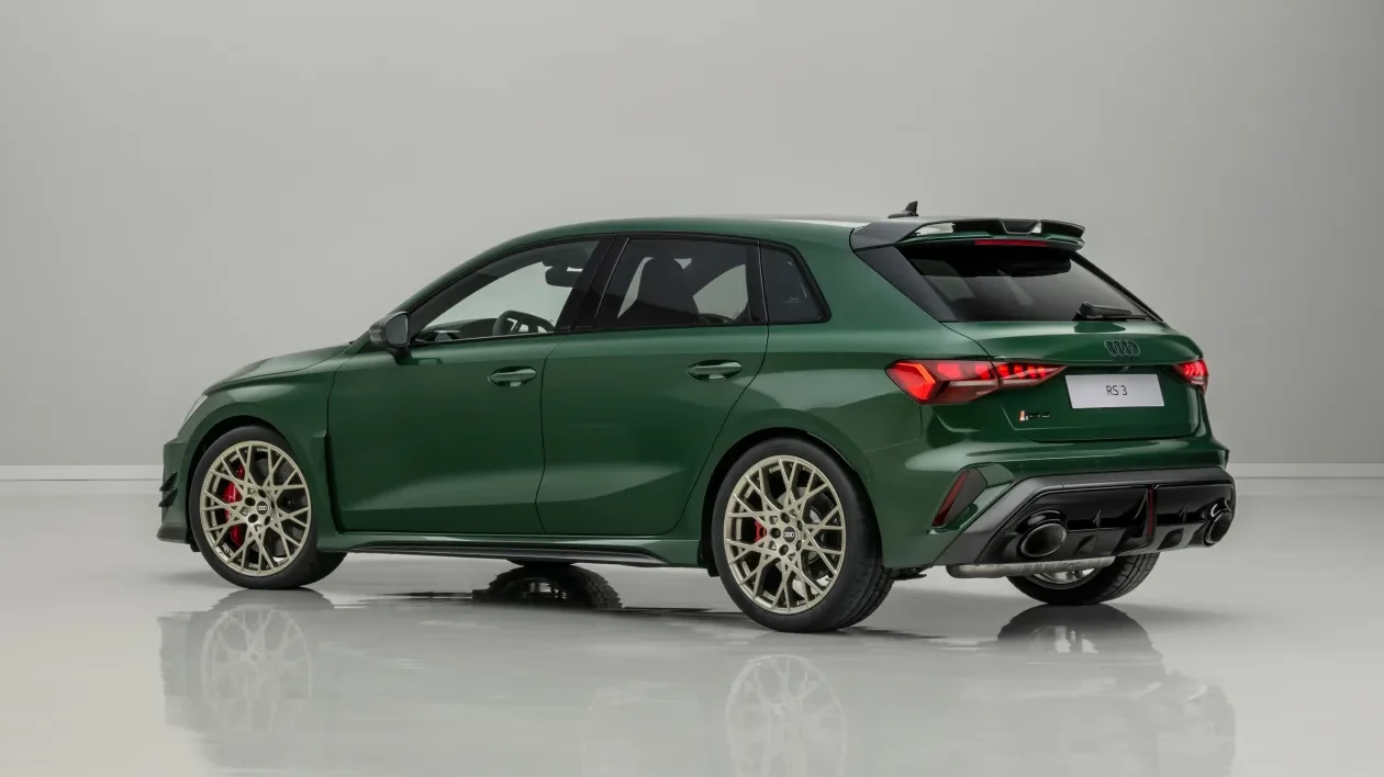 Audi RS 3 Competition Limited 2026-17