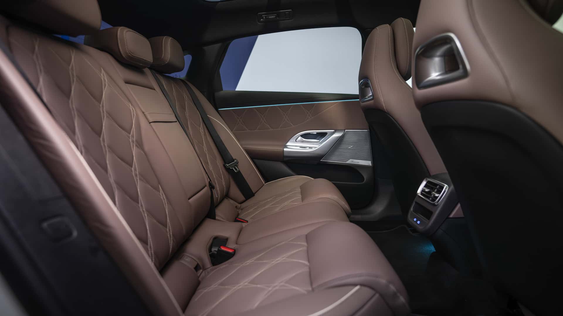 2027-mercedes-benz-c-class-ev (15)