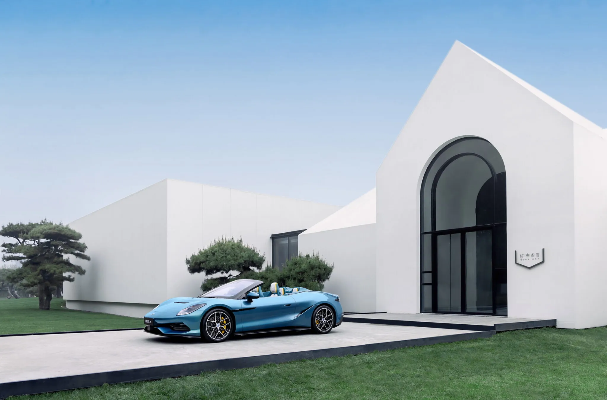 Denza-Z-Convertible-3-2048x1348