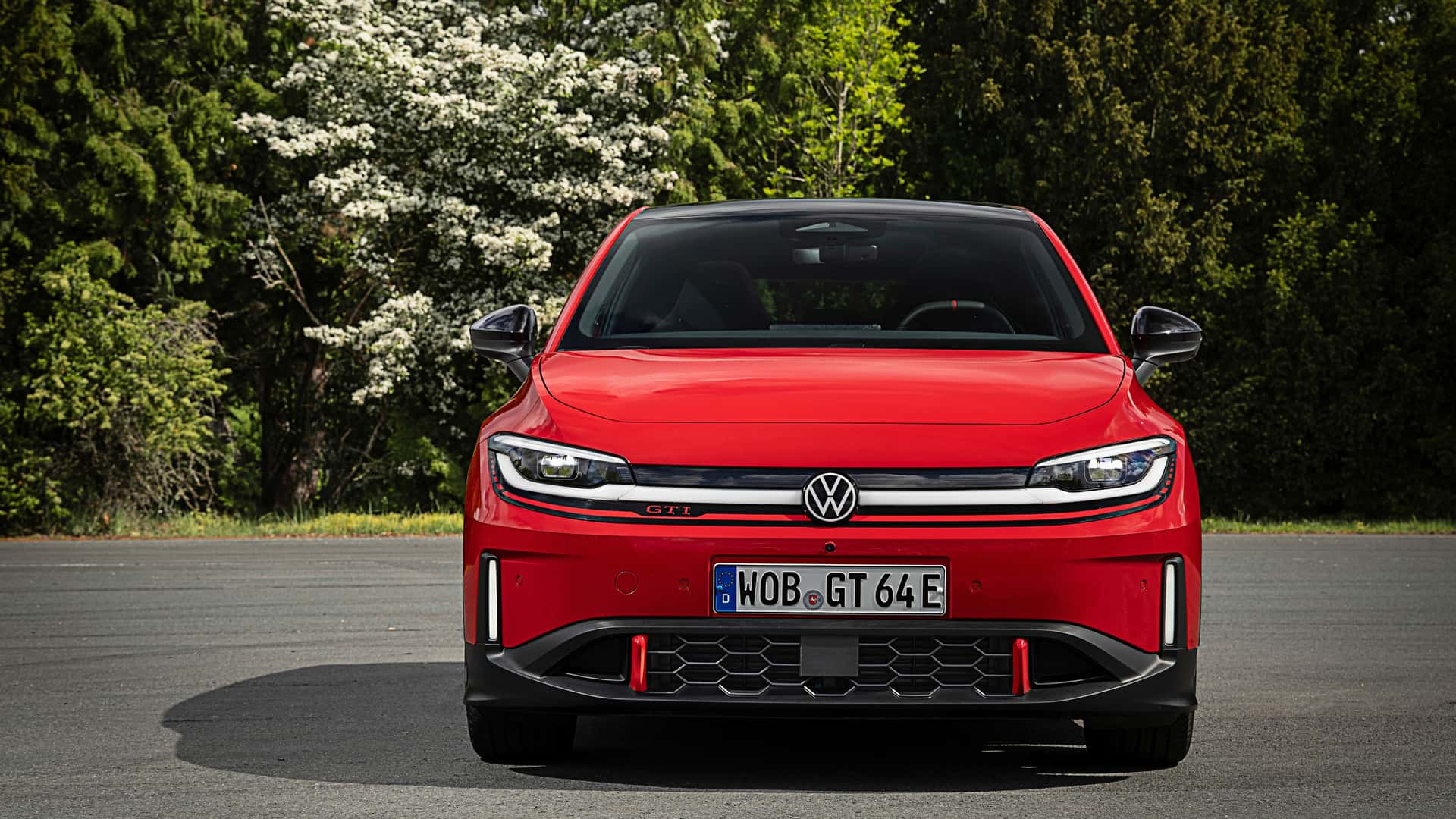 2026-volkswagen-id.-polo-gti (13)