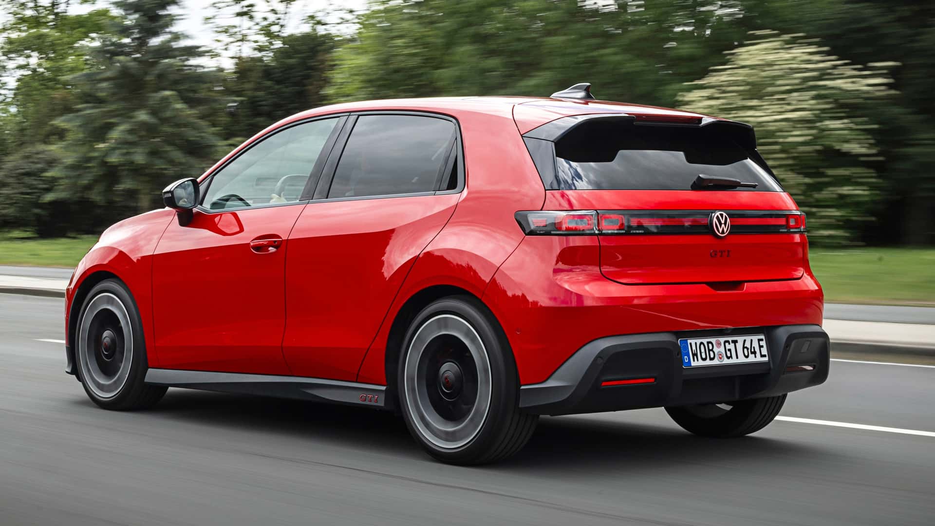 2026-volkswagen-id.-polo-gti (6)