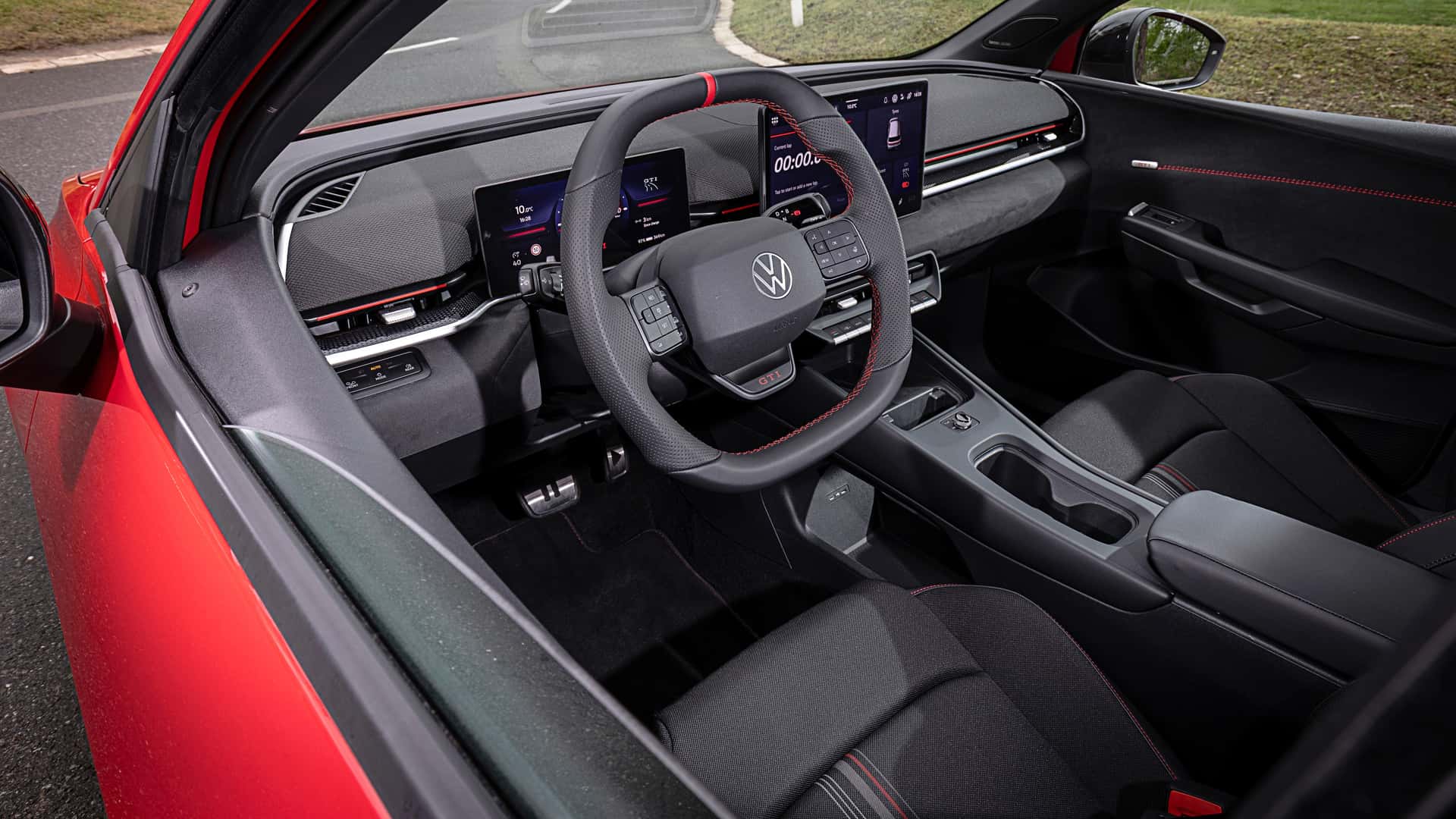 2026-volkswagen-id.-polo-gti (7)
