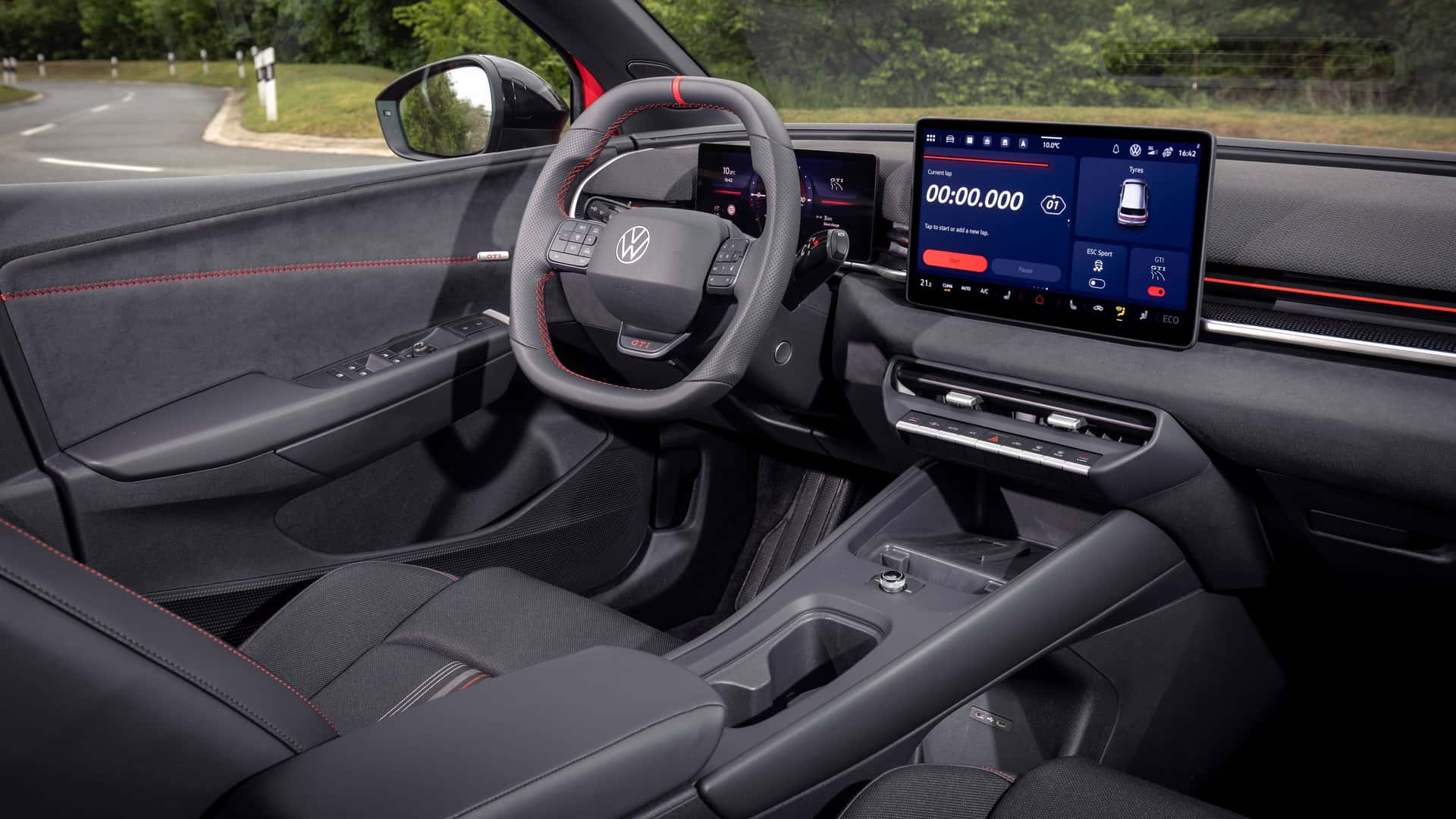 2026-volkswagen-id.-polo-gti (8)