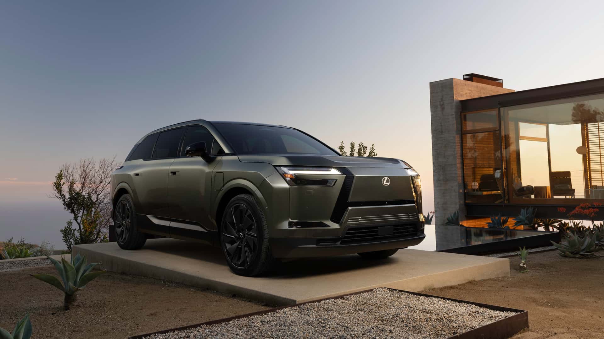 2027-lexus-tz