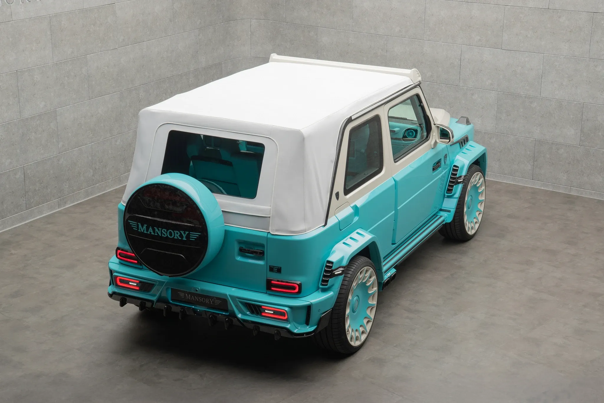 Mansory-Azure-Mercedes-G-Class-8