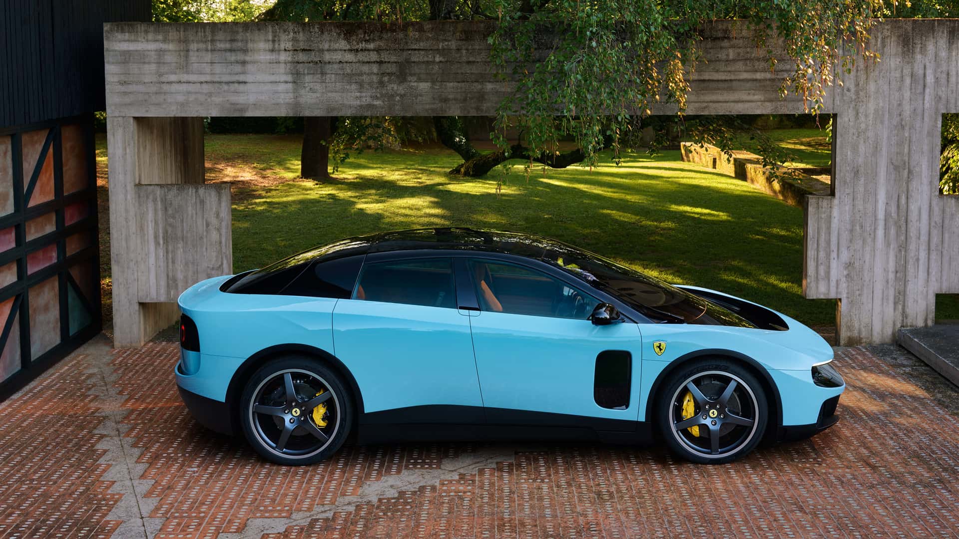 ferrari-luce (2)