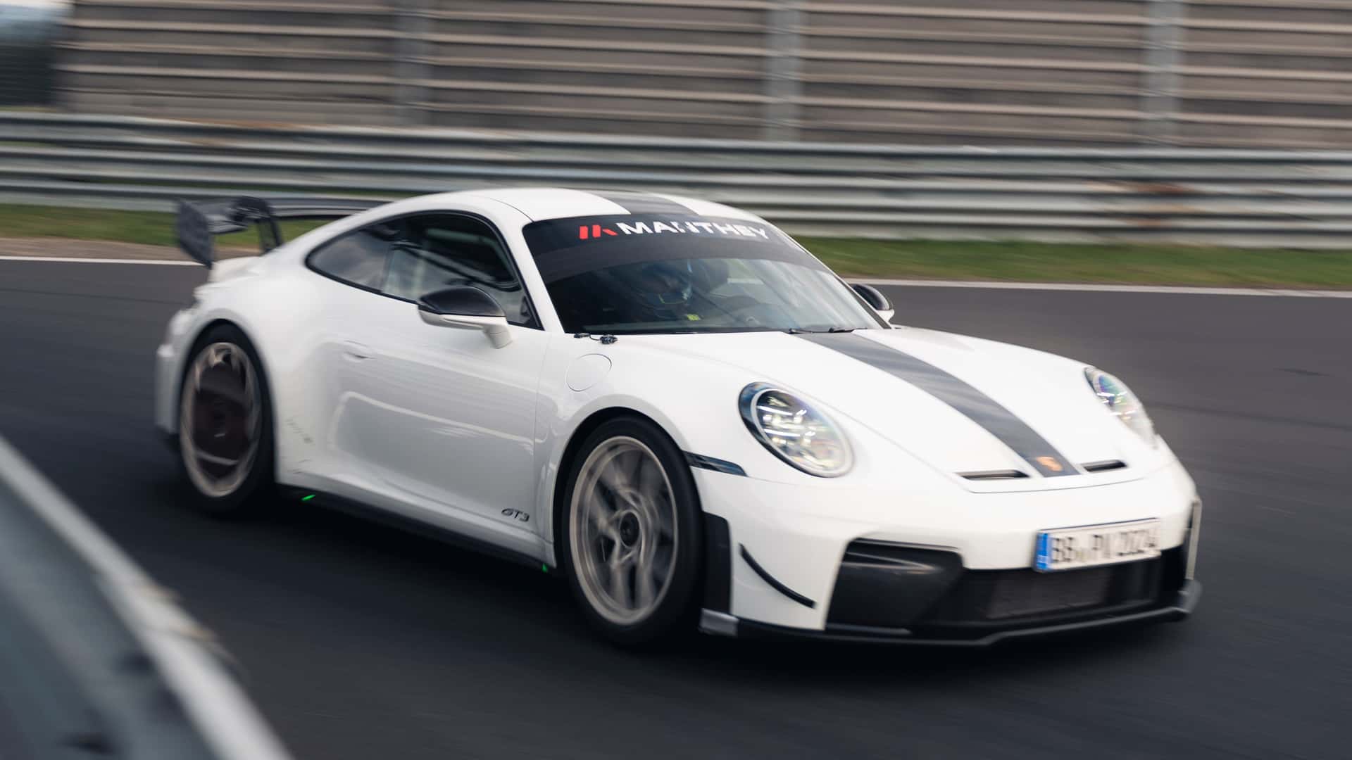 porsche-911-gt3-992.2-manthey-nurburgring-lap-time (1)