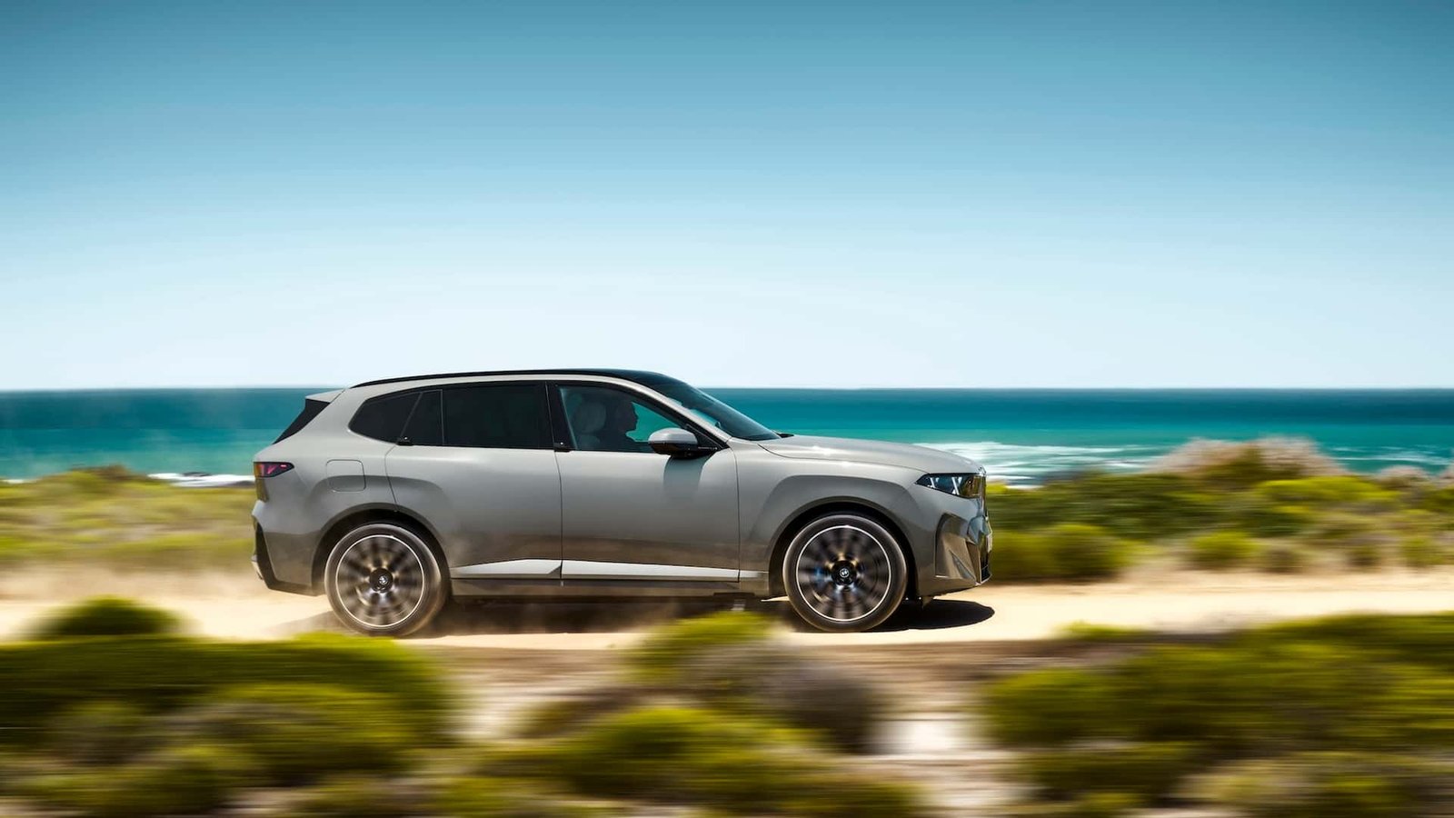 2027-bmw-ix5-60 (9)