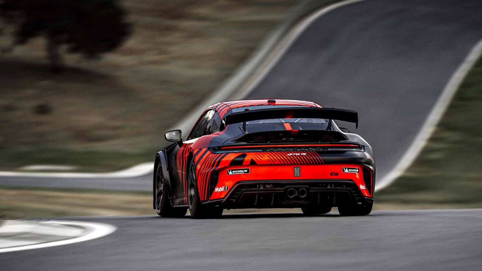 2027-porsche-911-gt4-r