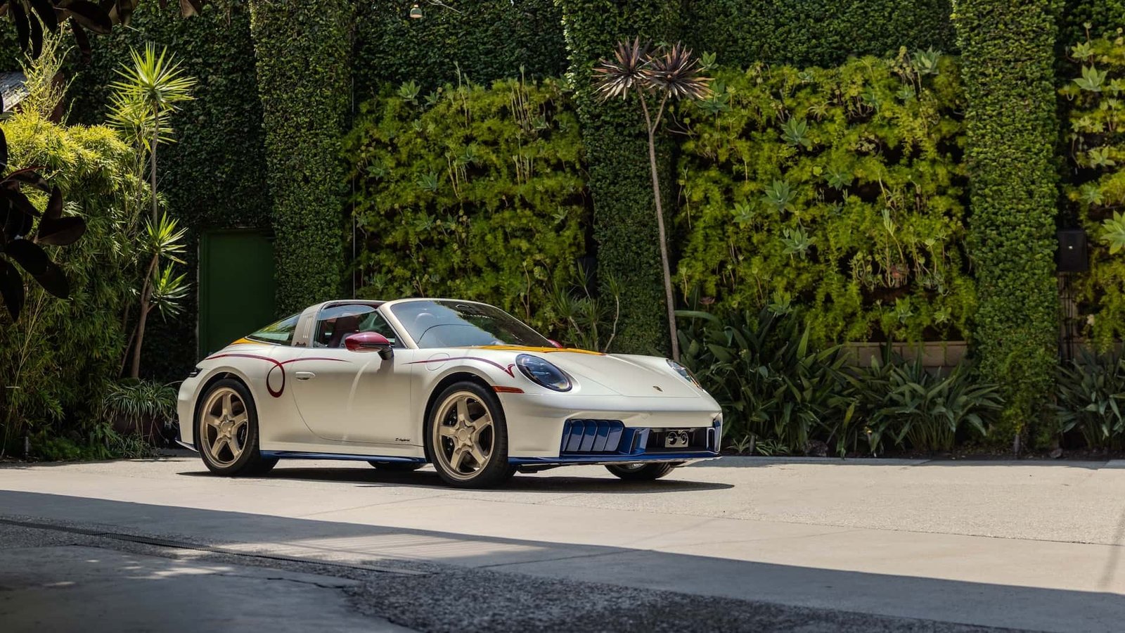 porsche-and-pixar-toy-story-collaboration (1)