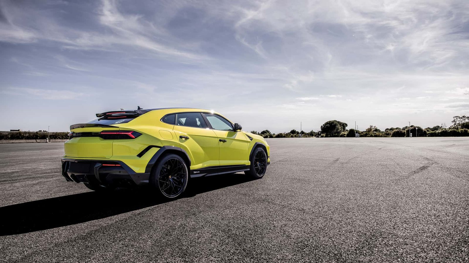 2027-lamborghini-urus-se-performante (14)