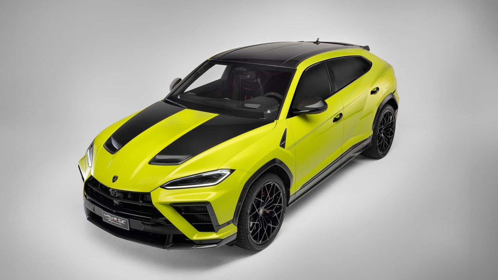 2027-lamborghini-urus-se-performante (37)