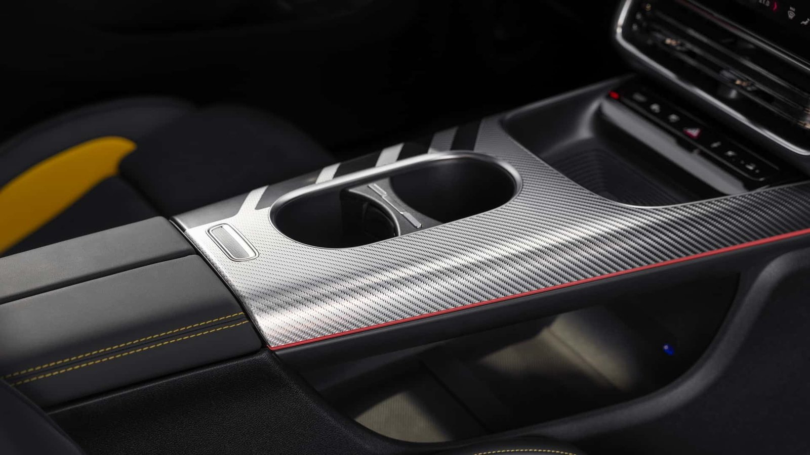 mercedes-amg-cla-45-4matic-2026 (13)