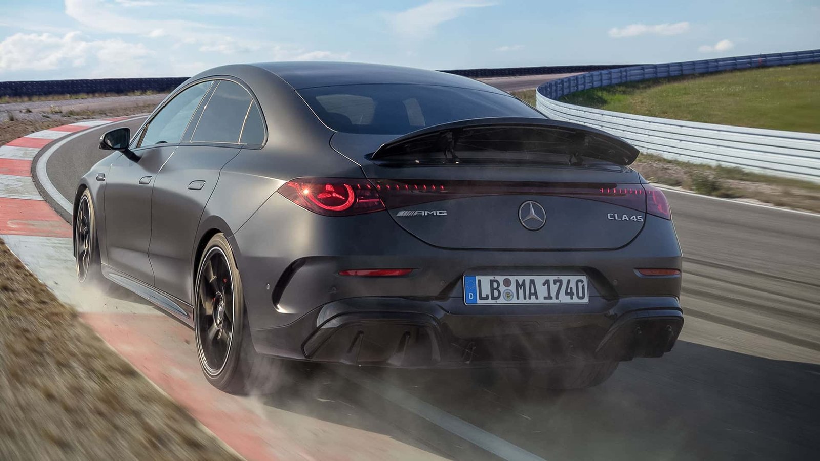 mercedes-amg-cla-45-4matic-2026 (6)