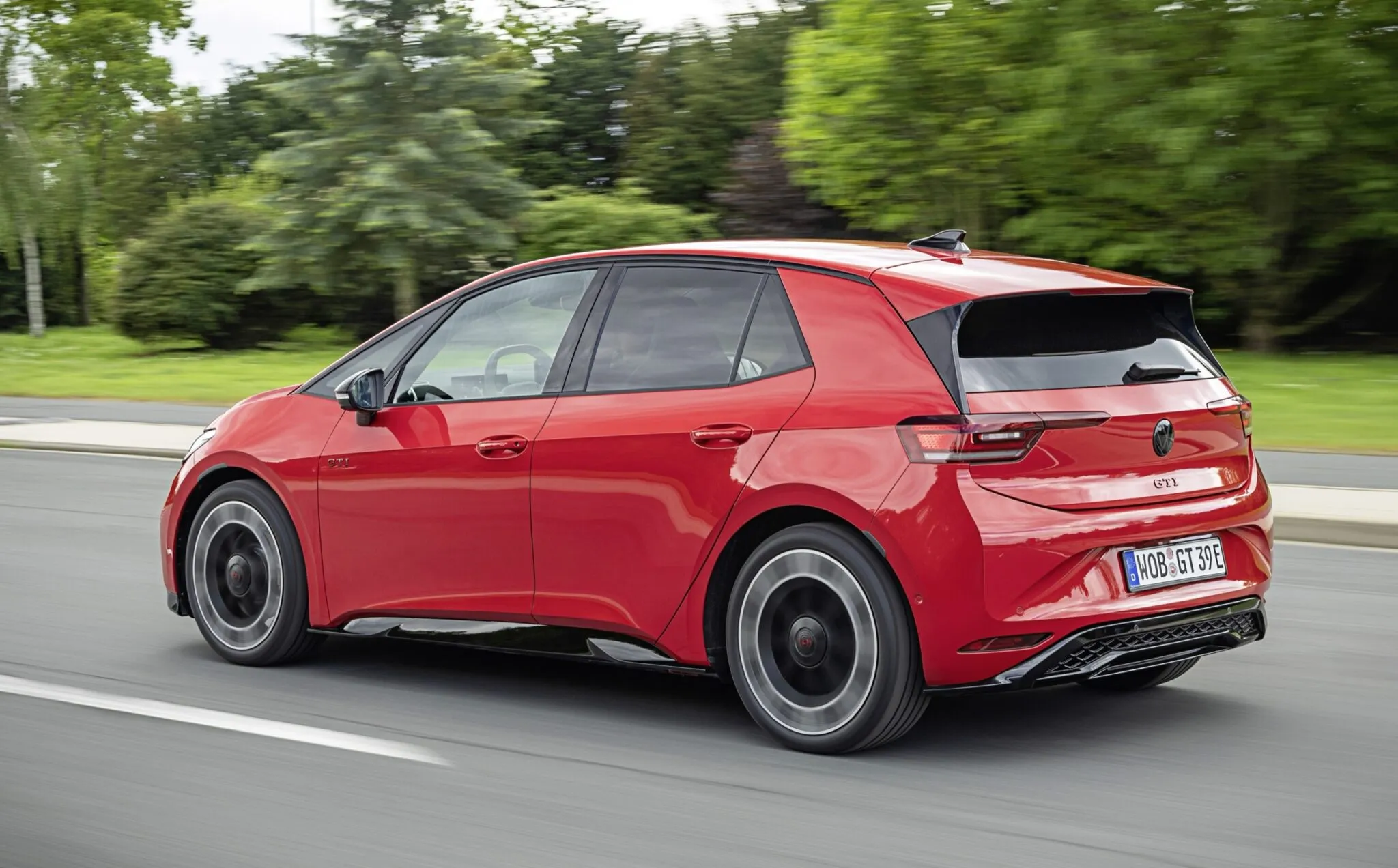 2027-VW-ID.3-GTI-Sep1526-00010-2048x1272